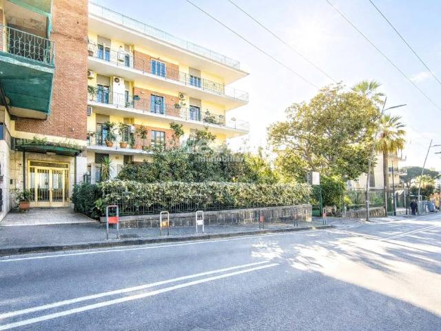 Appartamento in vendita a Portici NA