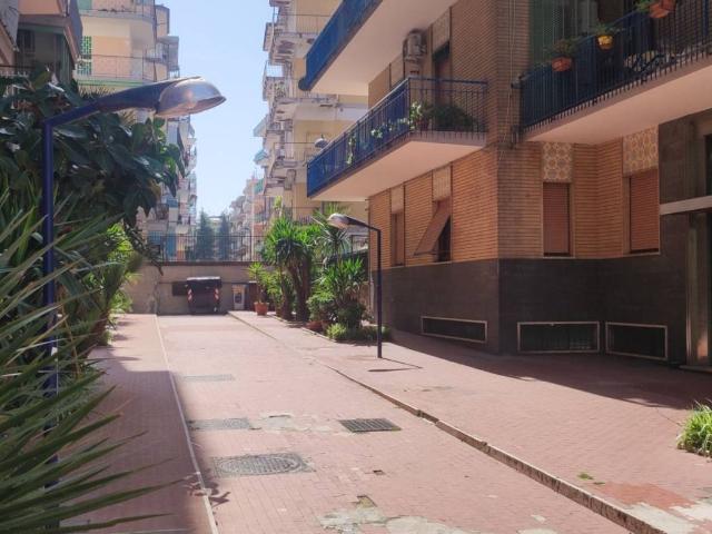 Appartamento in vendita a Portici NA