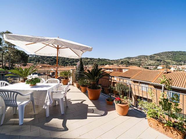 Appartamento in vendita a Porto Azzurro LI