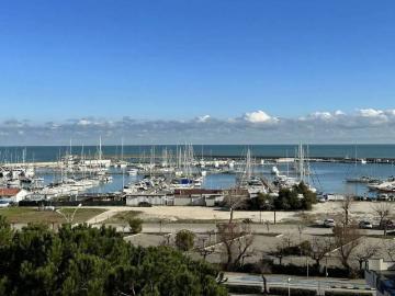 Appartamento in vendita a Porto San Giorgio FM
