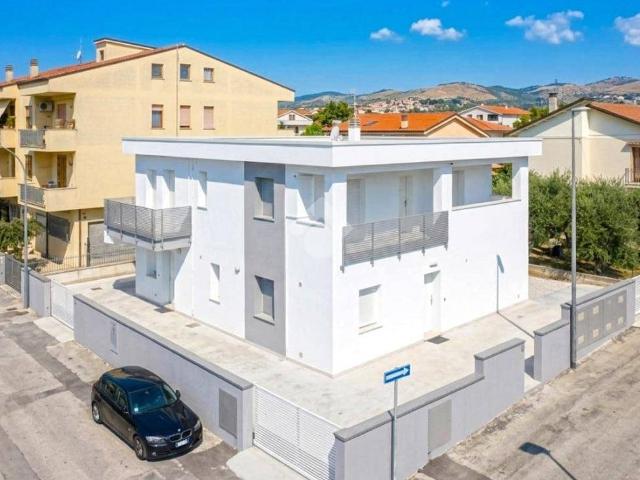 Appartamento in vendita a Porto Sant'Elpidio FM