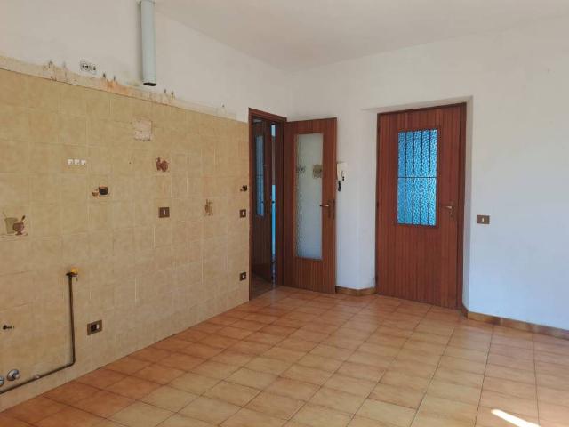 Appartamento in vendita a Porto Valtravaglia VA