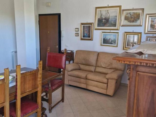 Appartamento in vendita a Porto Viro RO