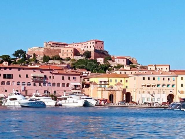 Appartamento in vendita a Portoferraio LI