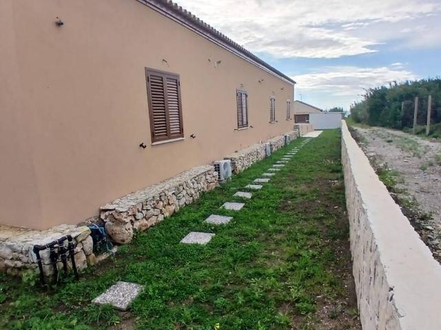 Appartamento in vendita a Portopalo di Capo Passero SR