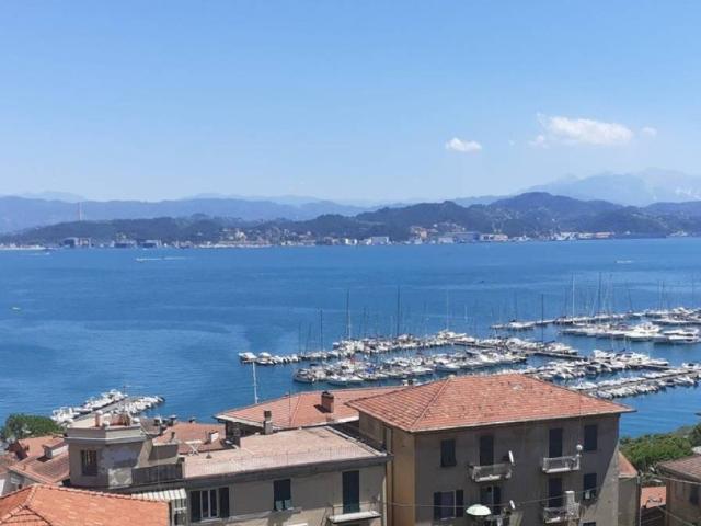 Appartamento in vendita a Portovenere SP