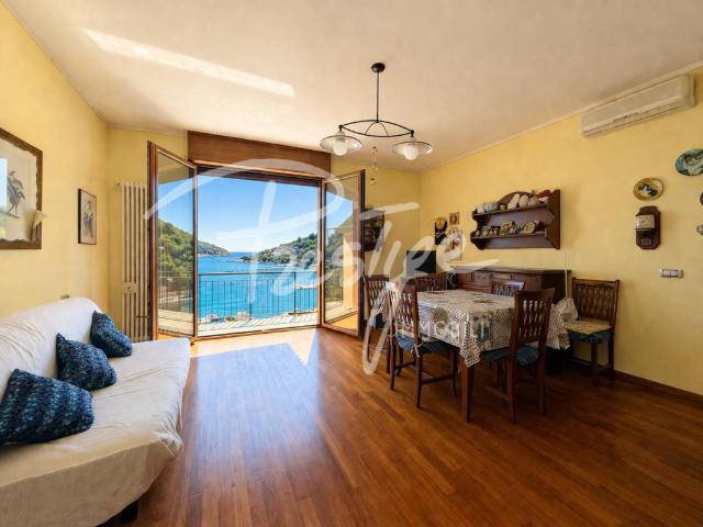 Appartamento in vendita a Portovenere SP