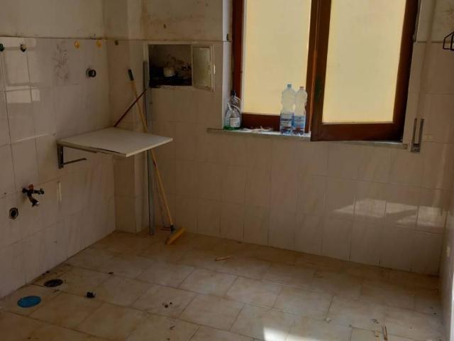 Appartamento in vendita a Pozzuoli NA