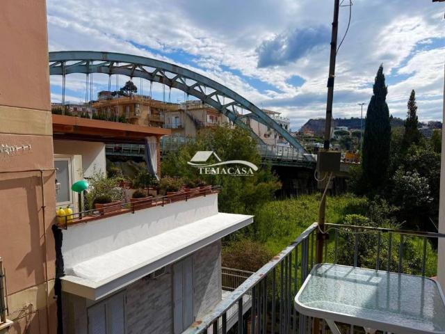 Appartamento in vendita a Pozzuoli NA