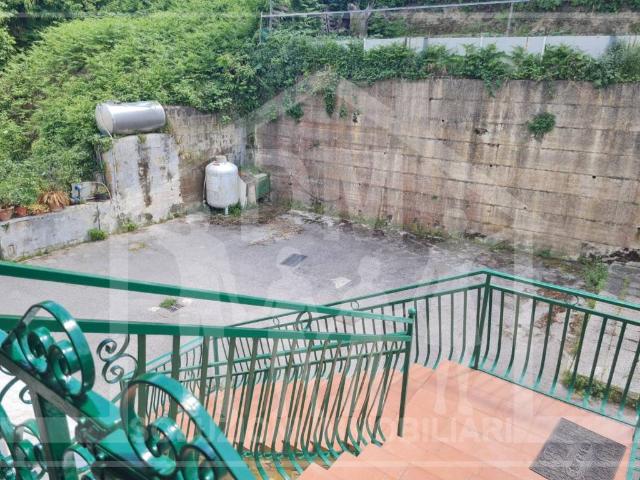 Appartamento in vendita a Pozzuoli NA