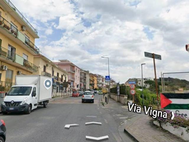 Appartamento in vendita a Pozzuoli NA