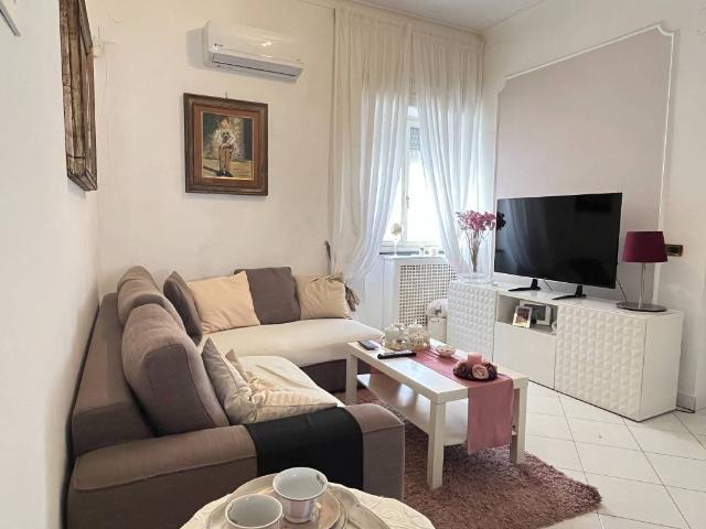 Appartamento in vendita a Pozzuoli NA