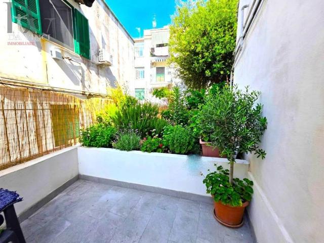 Appartamento in vendita a Pozzuoli NA