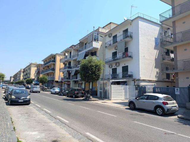 Appartamento in vendita a Pozzuoli NA