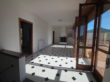 Appartamento in vendita a Pozzuoli NA
