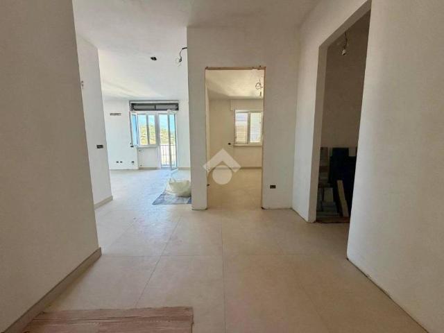 Appartamento in vendita a Pozzuoli NA