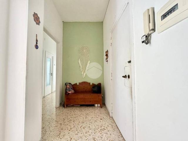 Appartamento in vendita a Pozzuoli NA