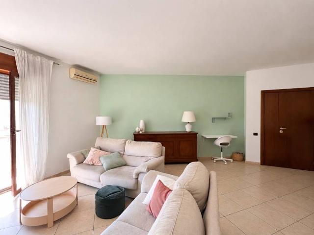 Appartamento in vendita a Pozzuoli NA