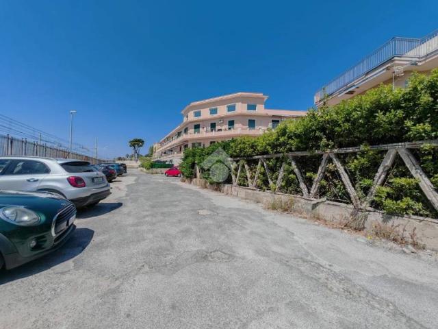 Appartamento in vendita a Pozzuoli NA