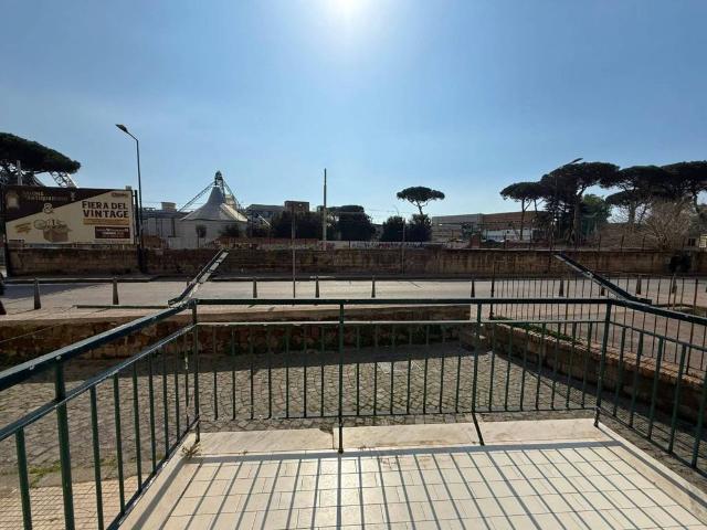 Appartamento in vendita a Pozzuoli NA