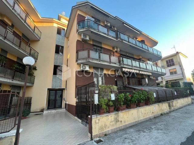 Appartamento in vendita a Pozzuoli NA