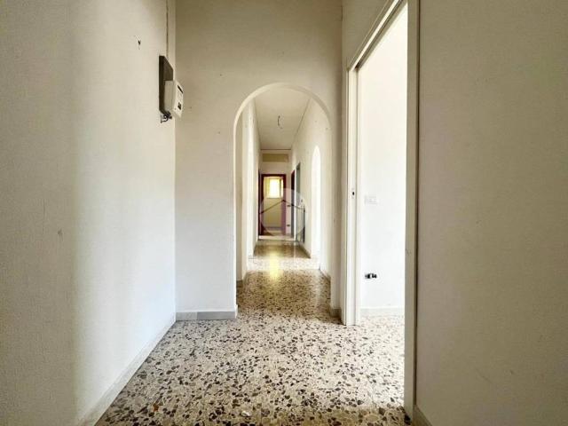 Appartamento in vendita a Pozzuoli NA