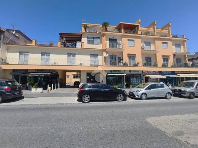 Appartamento in vendita a Pozzuoli NA