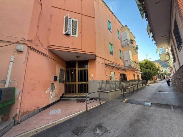 Appartamento in vendita a Pozzuoli NA