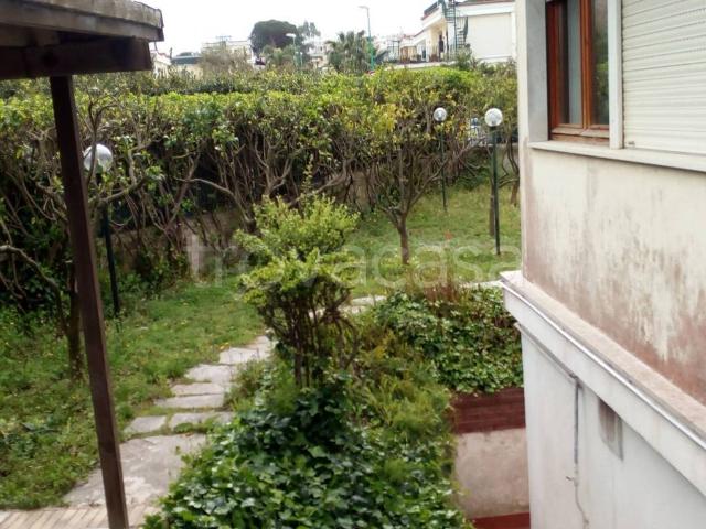 Appartamento in vendita a Pozzuoli