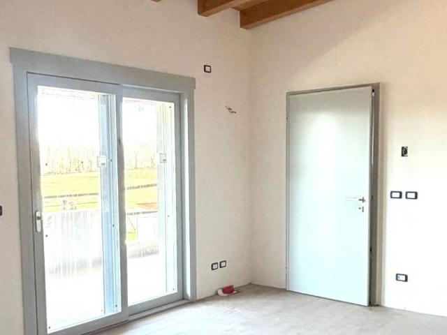 Appartamento in vendita a Pradamano UD