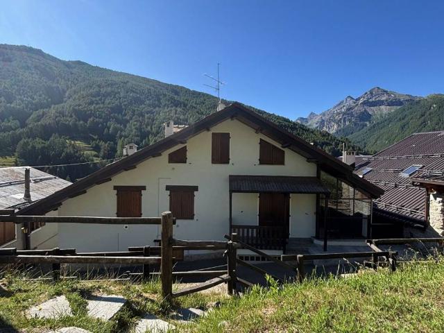 Appartamento in vendita a Pragelato TO