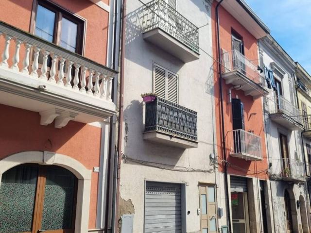 Appartamento in vendita a Prata di Principato Ultra AV