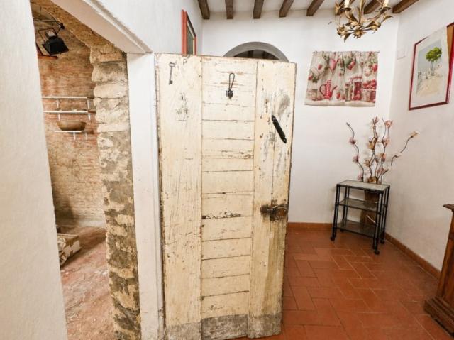 Appartamento in vendita a Prato, Castel San Niccolò