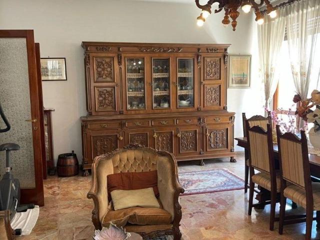 Appartamento in vendita a Prato PO