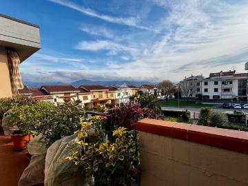 Via Vesuvio Prato, Via del Pozzo Prato