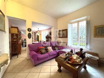 Casa indipendente in vendita a Prato PO