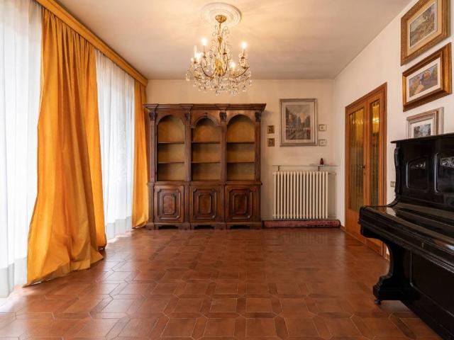 Appartamento in vendita a Prato PO