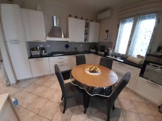 Appartamento in vendita a Prato PO