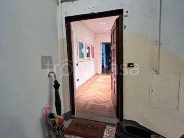Appartamento in vendita a Prato via Guizzelmi, 29, Centro Storico Duomo