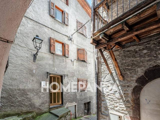 Casa indipendente in vendita a Premana LC