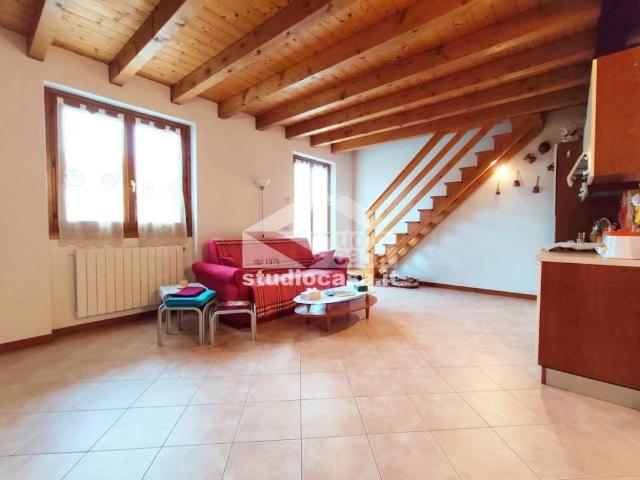 Appartamento in vendita a Premolo BG