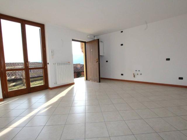Appartamento in vendita a Premolo BG