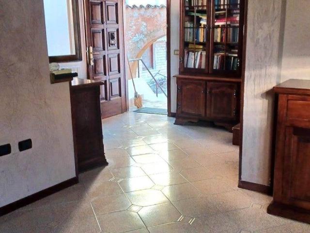 Appartamento in vendita a Preseglie BS