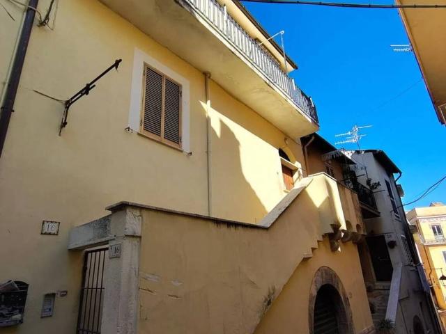 Appartamento in vendita a Priverno LT
