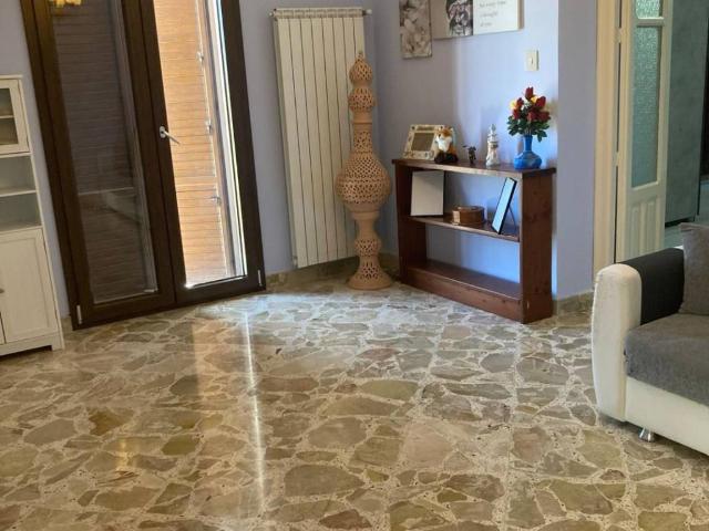 Appartamento in vendita a Prizzi PA