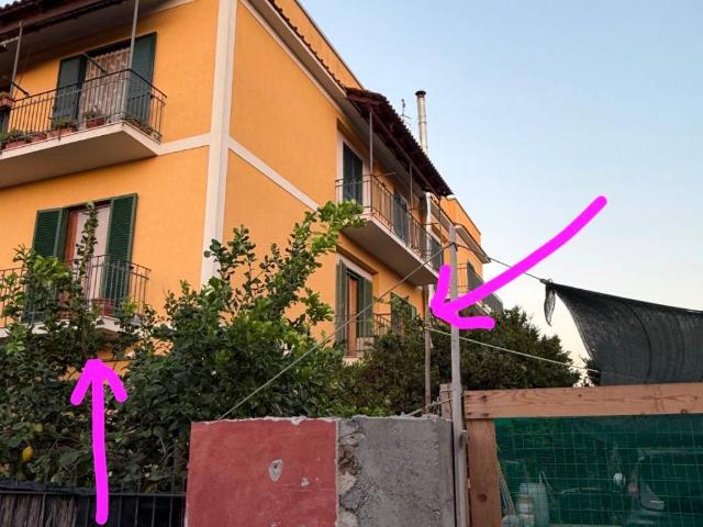 Appartamento in vendita a Procida NA