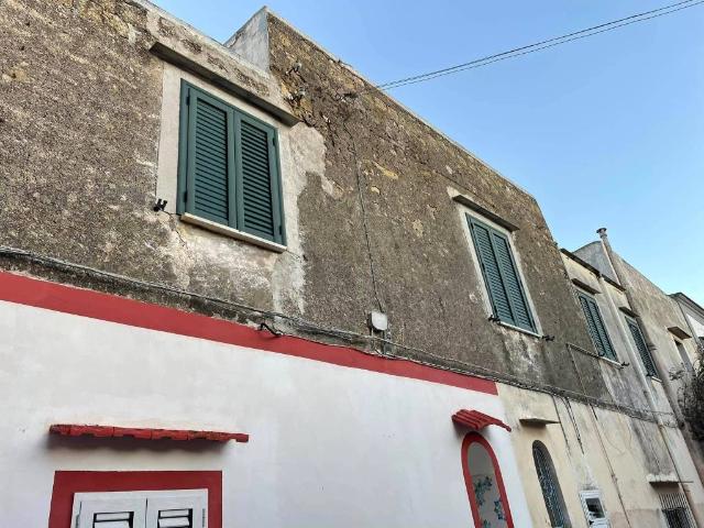 Appartamento in vendita a Procida NA