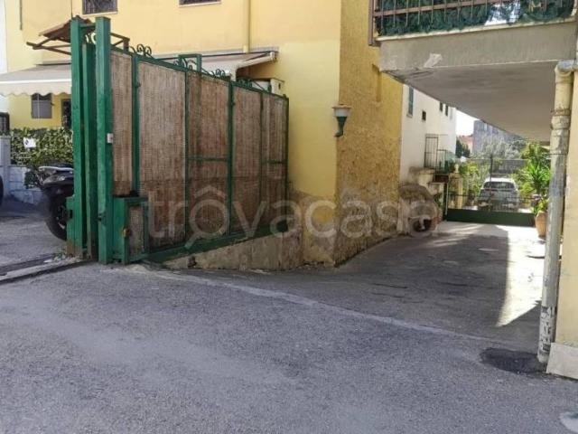 Appartamento in vendita a Qualiano via salvatore rosa