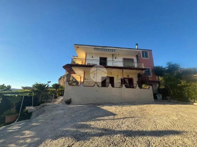 Appartamento in vendita a Quarto NA