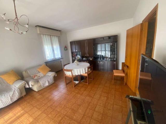 Appartamento in vendita a Quattro Castella RE